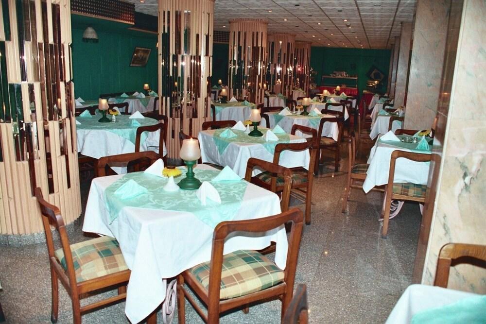 Happy City Hotel Cairo Exterior photo